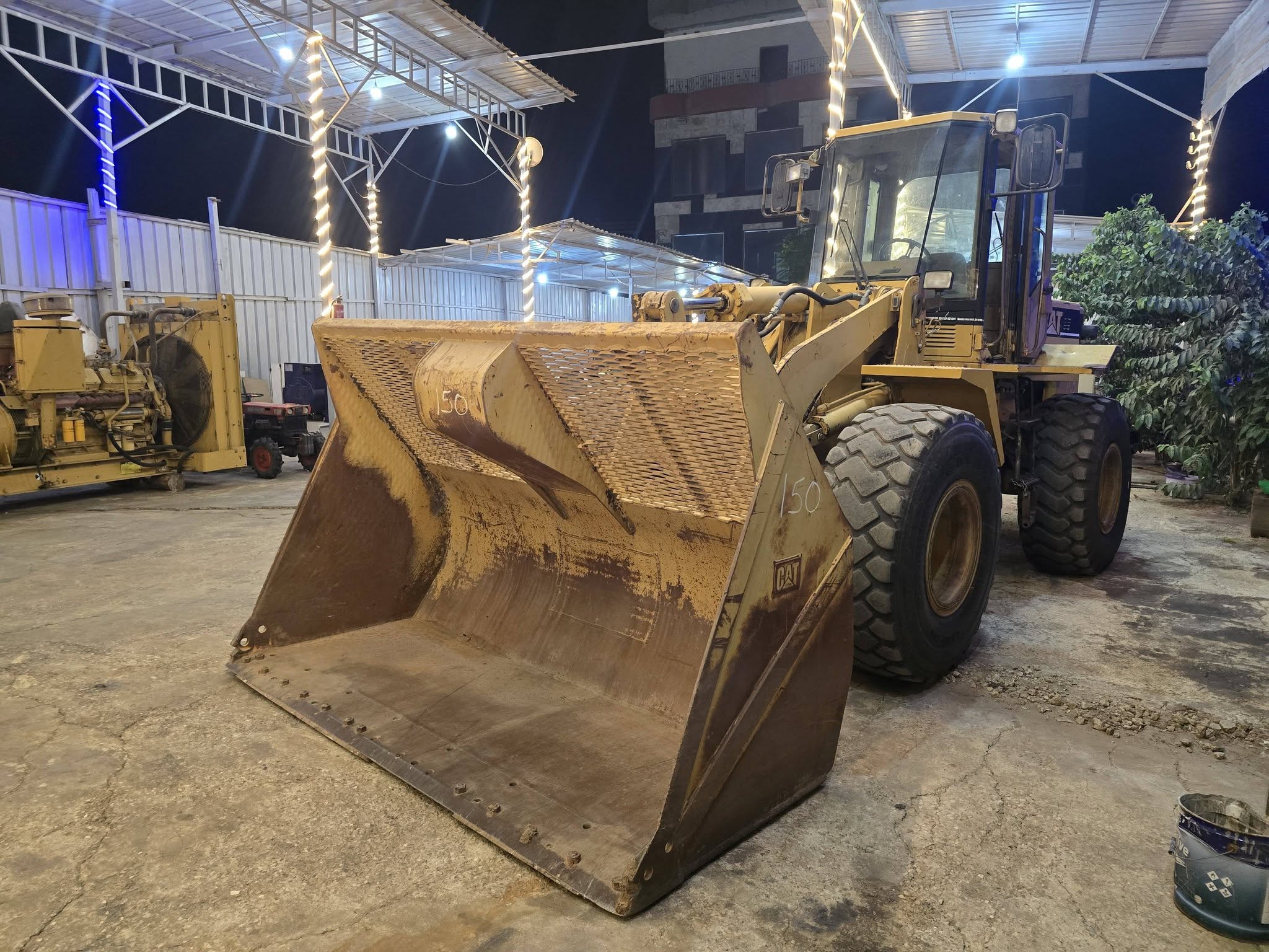 CATERPILLAR F938 موديل 1998 – استيراد أمريكا
